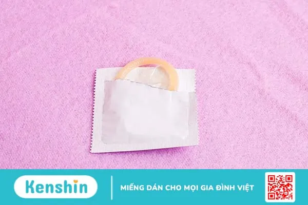 Dị vật, tampon, bao cao su bị mắc kẹt trong “cô bé”: Xử lý thế nào?