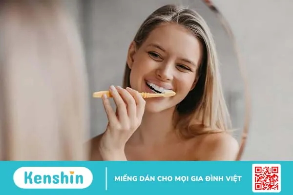 Đính đá lên răng thẩm mỹ là gì? Quy trình gắn đá lên răng và những lưu ý