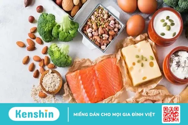 Dinh dưỡng cho bé từ 2 đến 13 tuổi: Bé ăn gì để khỏe?