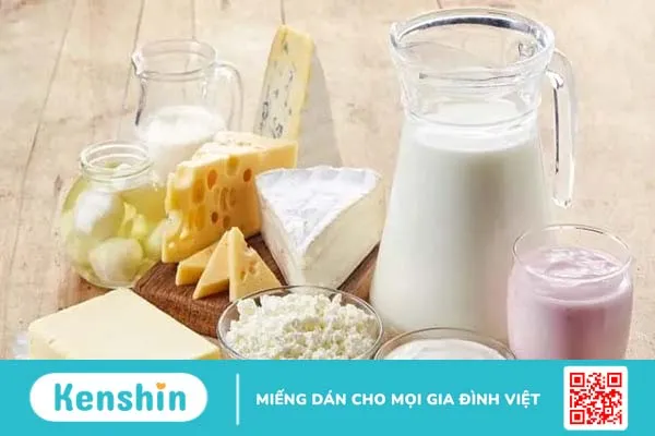 Dinh dưỡng cho bé từ 2 đến 13 tuổi: Bé ăn gì để khỏe?