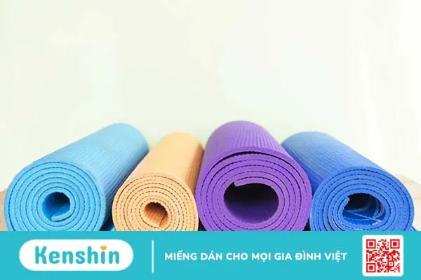 Dụng cụ tập yoga gồm những gì?