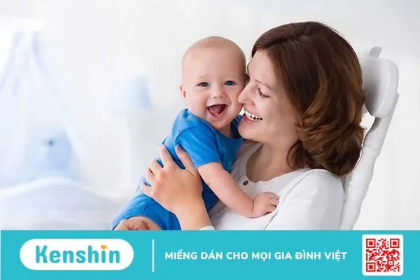 Giải đáp: Da trẻ sơ sinh bong tróc là do đâu? Khắc phục thế nào?