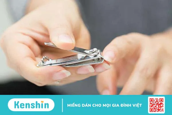 Giải đáp: Mẹ sau sinh bao lâu được cắt móng tay, cần lưu ý gì?