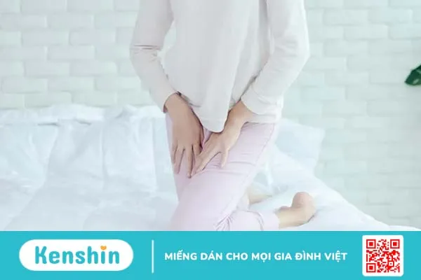 Giải đáp: Quan hệ bằng tay bị chảy máu có sao không?