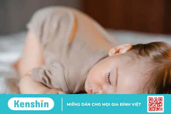 Giải đáp thắc mắc xung quanh việc bé ngủ chổng mông ​​có sao không?