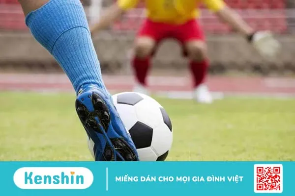 Giải mã hiện tượng nổ đom đóm mắt và bật mí cách chữa