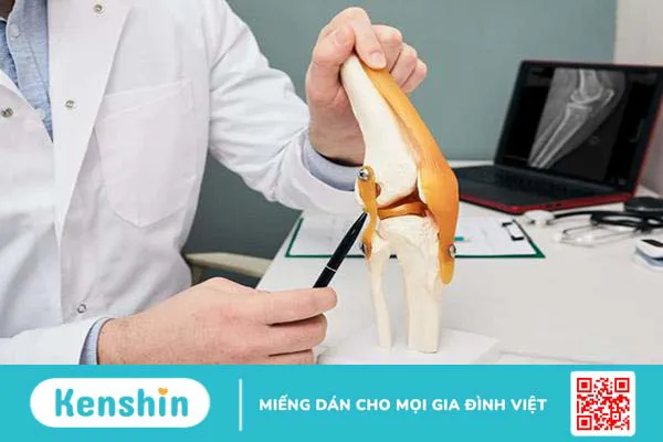 Giãn dây chằng đầu gối: Khi nào? Xử trí ra sao?