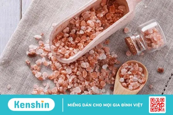 Gội đầu bằng muối có tốt không? Hướng dẫn dùng muối gội đầu