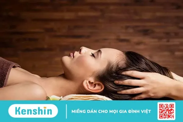 Gội đầu dưỡng sinh đang được ưa chuộng. Bạn có nên chọn?