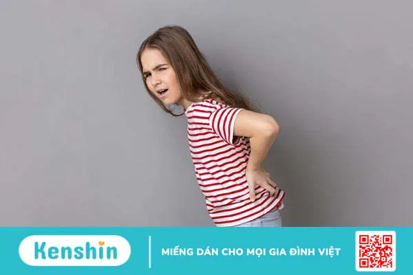 Gù lưng trẻ em: Nguyên nhân, dấu hiệu, điều trị và phòng ngừa