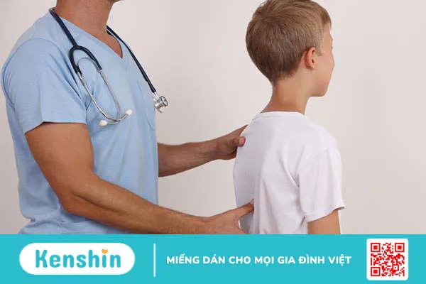 Gù lưng trẻ em: Nguyên nhân, dấu hiệu, điều trị và phòng ngừa