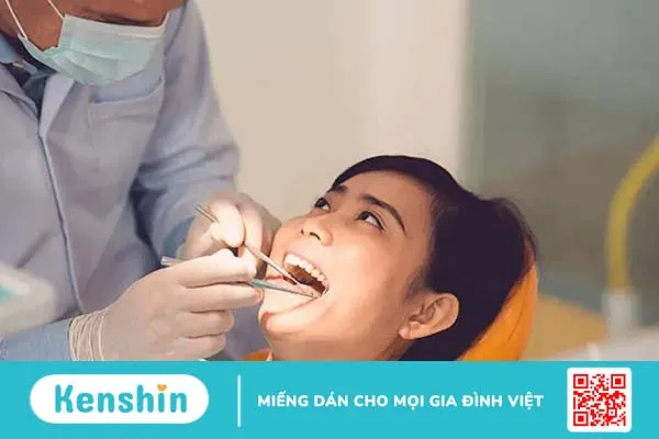 Hay bị ù tai là bệnh gì? 8 nguyên nhân phổ biến và cách điều trị hiệu quả