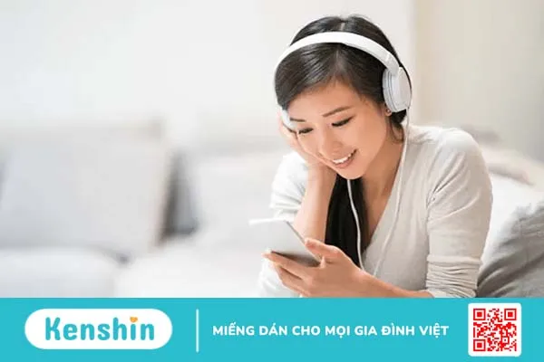 Hay bị ù tai là bệnh gì? 8 nguyên nhân phổ biến và cách điều trị hiệu quả