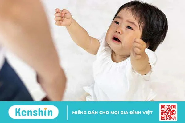 Hé lộ 5 dấu hiệu trẻ sắp biết đi cha mẹ nào cũng mong đợi