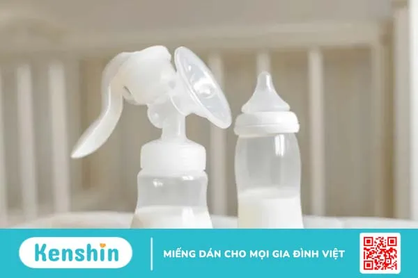 Hé lộ cách vắt sữa mẹ bằng tay và bằng máy giúp sữa ra nhiều