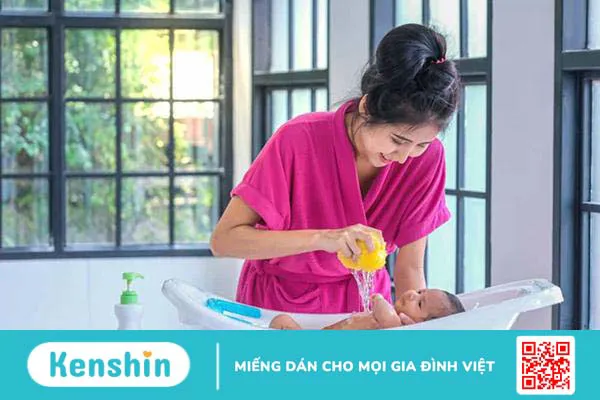 Hiện tượng giãn ruột ở trẻ sơ sinh: Dấu hiệu nhận biết và cách chăm sóc