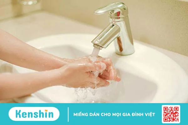 Ho tức ngực là dấu hiệu bệnh gì? Điều trị, phòng ngừa như thế nào?