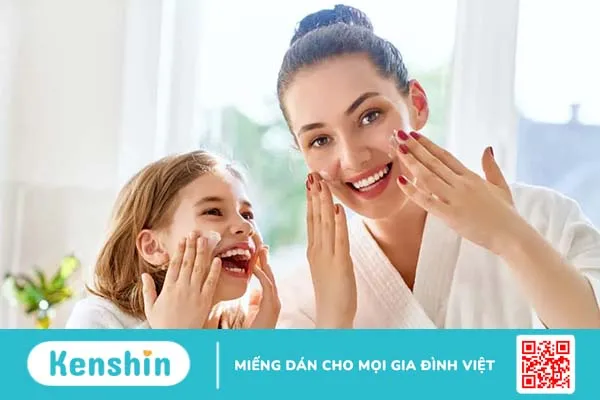 Hỏi đáp Bác sĩ: 1 ngày nên tẩy trang mấy lần để tốt cho da?