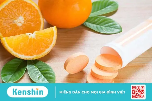 Hỏi đáp Bác sĩ: Có nên uống vitamin C vào ban đêm không?