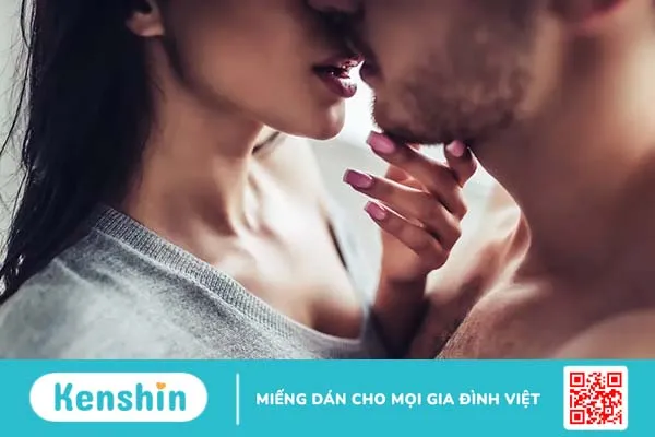 Hôn có tác dụng gì? 9 lợi ích không ngờ của nụ hôn đối với sức khỏe