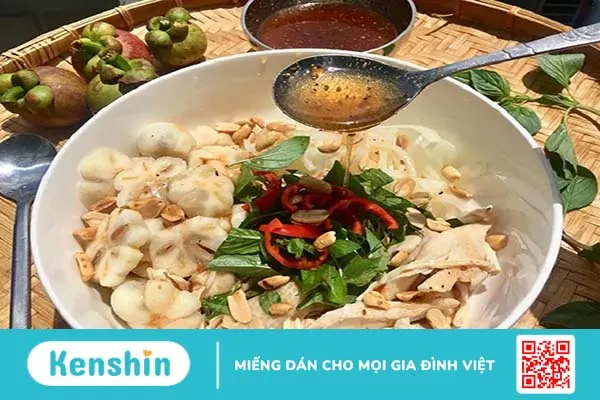 Hướng dẫn chi tiết 3 cách làm gỏi gà măng cụt non độc đáo và đậm đà