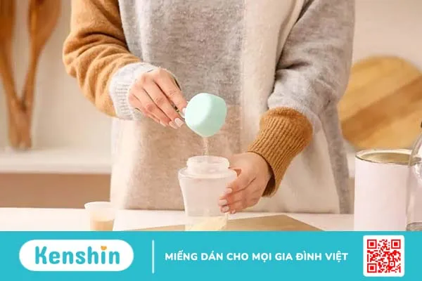 Hướng dẫn pha sữa bột cho bé đúng cách, giúp giữ trọn dưỡng chất