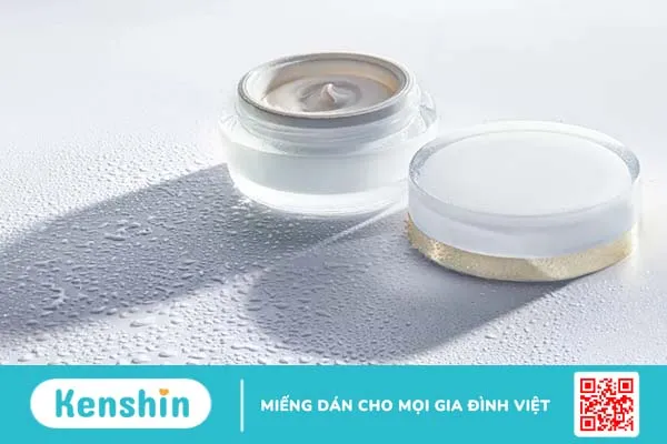 Kem mắt: có thực sự cần thiết với chị em phụ nữ?