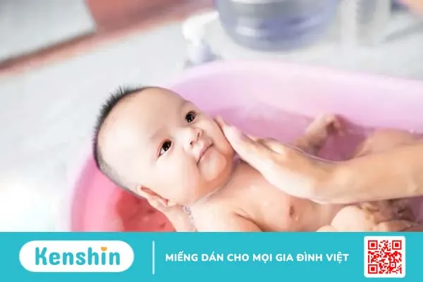 Khám phá sự phát triển của trẻ 3 tháng tuổi và bí quyết chăm sóc bé yêu