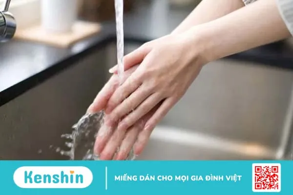 Khi bị chó cắn phải làm sao?