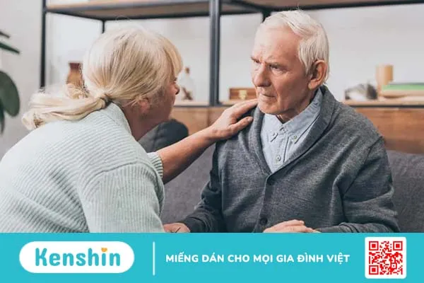 Khi chăm sóc bệnh nhân sa sút trí tuệ, bạn nên làm gì?