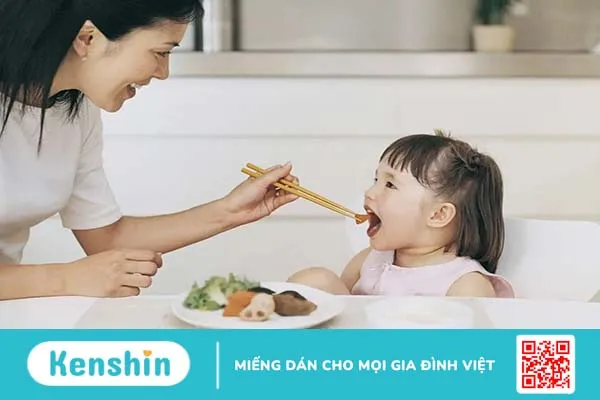 Khi con trẻ gầy giơ xương, bạn phải làm gì?