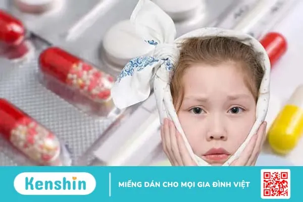 Không tự ý điều trị quai bị tại nhà để phòng ngừa biến chứng