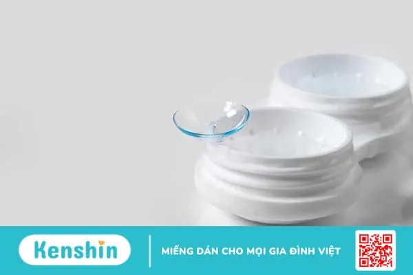 Kính áp tròng cận giá bao nhiêu và có thay cho kính cận được không?