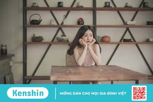 Làm bạn với người yêu cũ: Nên hay không nên?