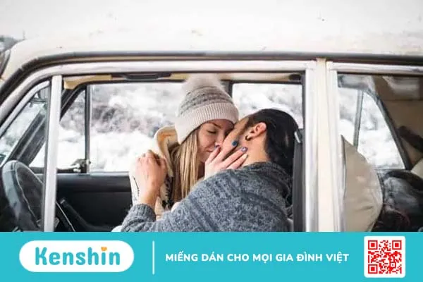 Làm tình trên xe hơi: Mới lạ nhưng cũng lắm rủi ro!