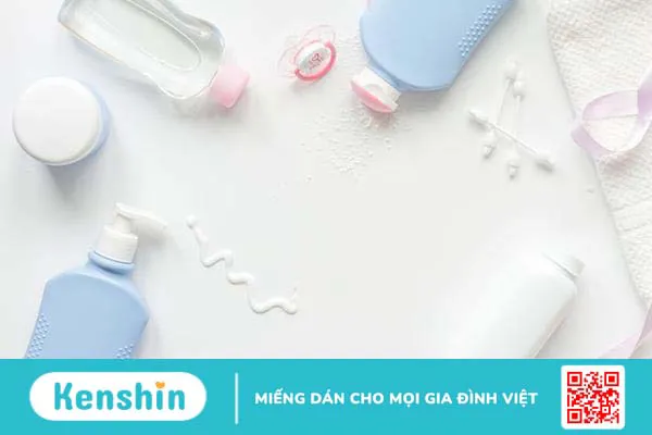 Lang ben ở trẻ sơ sinh có nguy hiểm không? Chữa trị như thế nào?