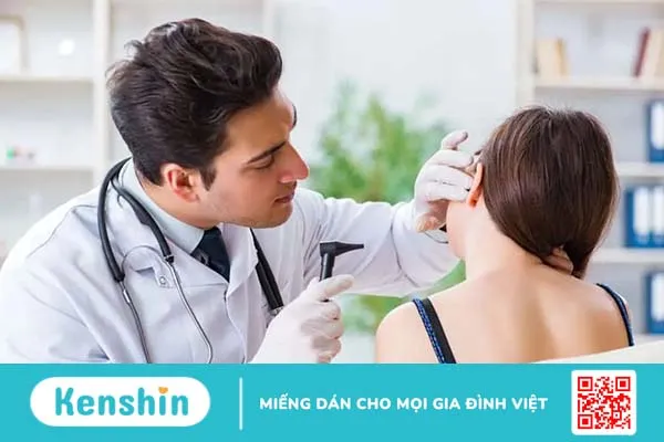 Lỗ tai bị sưng đau là do đâu? 6 nguyên nhân và cách xử trí