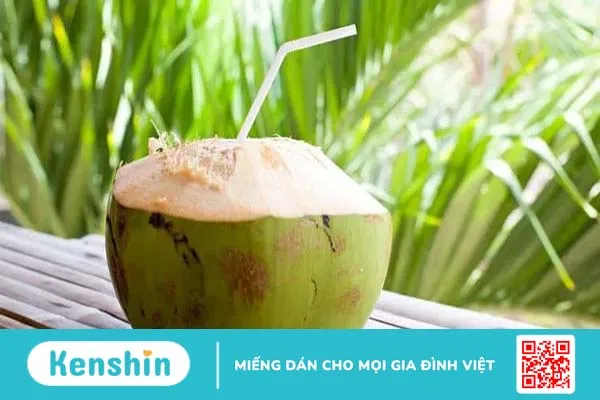 Lợi ích khi uống nước dừa vào buổi sáng