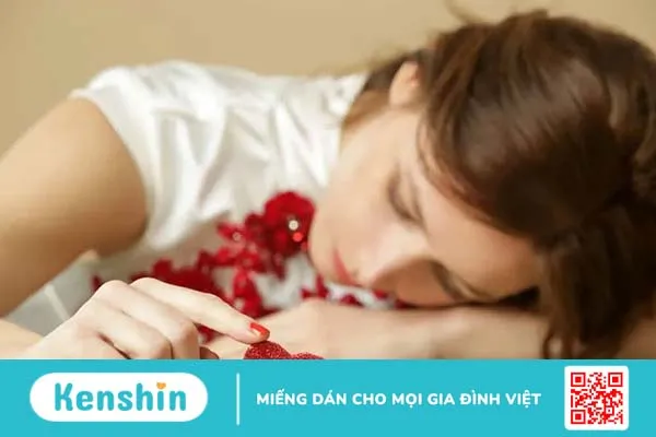 Lụy tình là gì? 16+ cách nhận biết nam và nữ lụy tình khi yêu