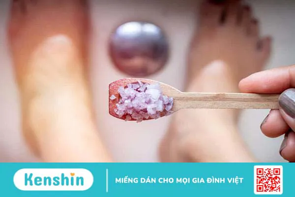 Mách bạn 10 cách chữa đau gót chân dân gian hiệu quả