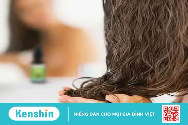 Mách nàng cách chăm sóc tóc mùa đông mềm mượt như nhung