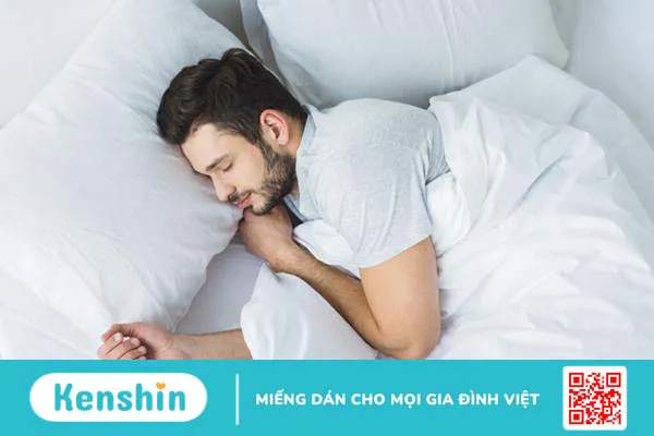 Massage đá nóng: Liệu pháp điều trị bệnh nhẹ nhàng