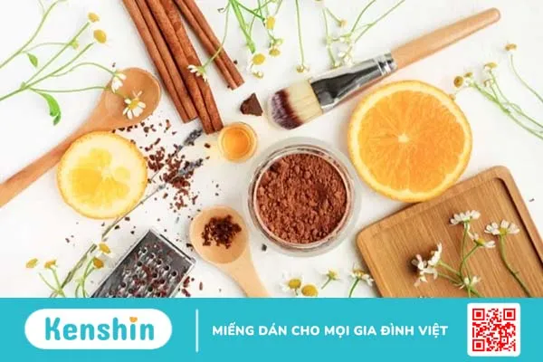 Mật ong và quế có giúp điều trị mụn hay không?