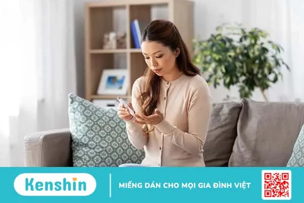 Máy đo đường huyết Omron có tốt không? Giá bao nhiêu?