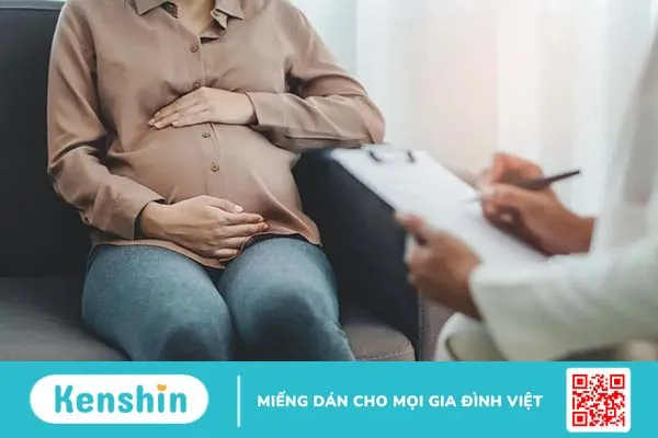 Mẹ bầu bị nhiễm HIV nên làm gì để ngăn ngừa virus HIV truyền sang con?