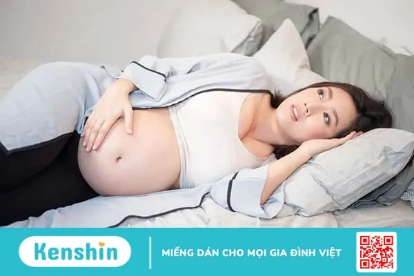 Mẹ bầu thức khuya, ngủ ít có sao không? Làm sao để cải thiện giấc ngủ?