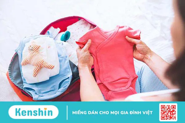 Mẹ có nên nằm than sau sinh? Bật mí cách giữ ấm an toàn hơn cho mẹ!