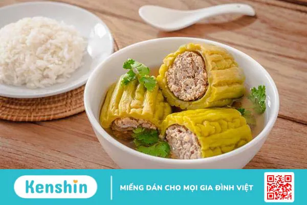 Mẹ sau sinh đang cho con bú ăn khổ qua có mất sữa không?