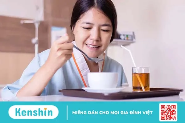 Mổ ruột thừa nội soi bao lâu thì ăn được? Nên ăn gì để mau lành bệnh?