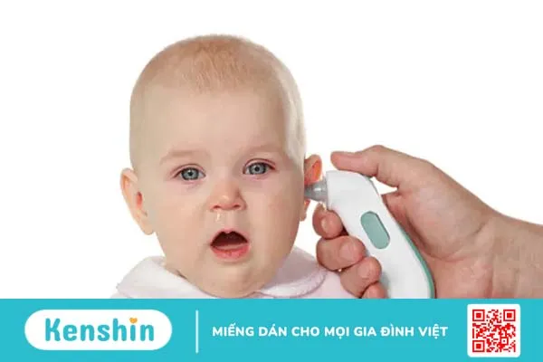 Mọc răng có khiến trẻ bị chảy nước mũi? Khi nào cần đưa bé đi khám?